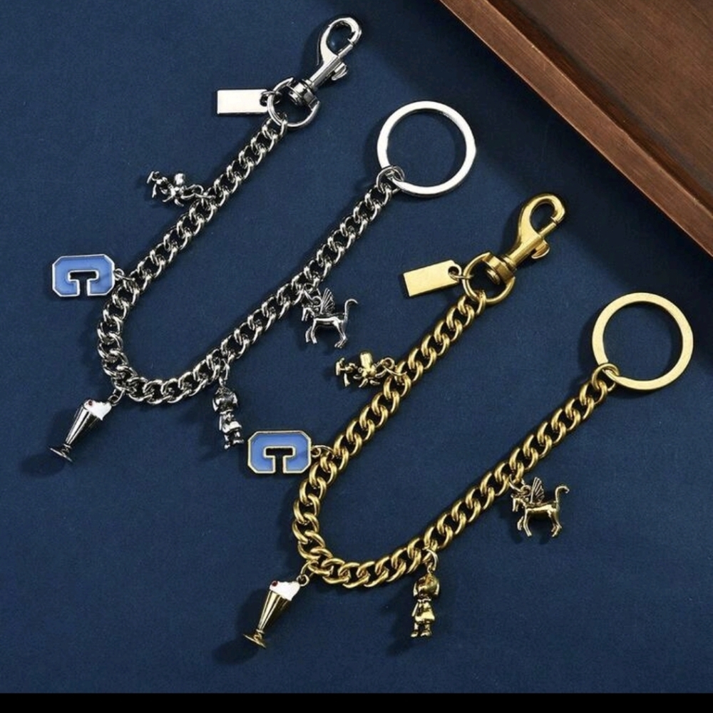 Unbranded Purse Necklace New. 2 Options, Price Is For 1 Purse Necklace